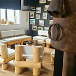 Bed and Breakfast Atlantic Spot 3*