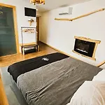 Bed and Breakfast Atlantic Spot 3*