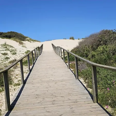 Atlantic Spot Bed and Breakfast 3*